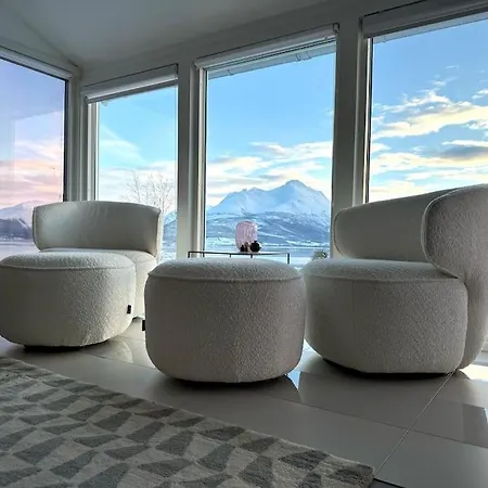Enutsiktbalsfjord Storsteinnes